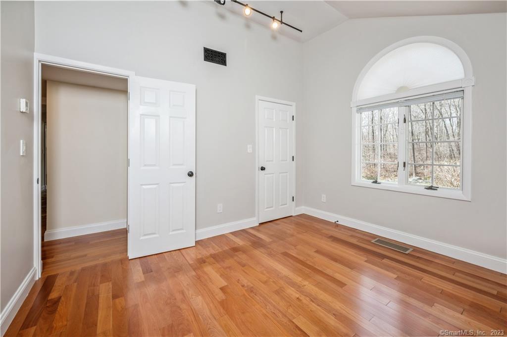 2428 Long Ridge Road Stamford CT 06903