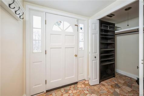 2428 Long Ridge Road Stamford CT 06903