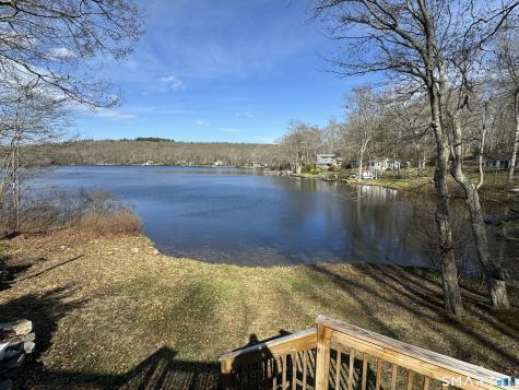389-C Wyassup Road North Stonington CT 06359