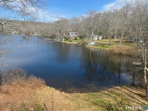 389-C Wyassup Road North Stonington CT 06359