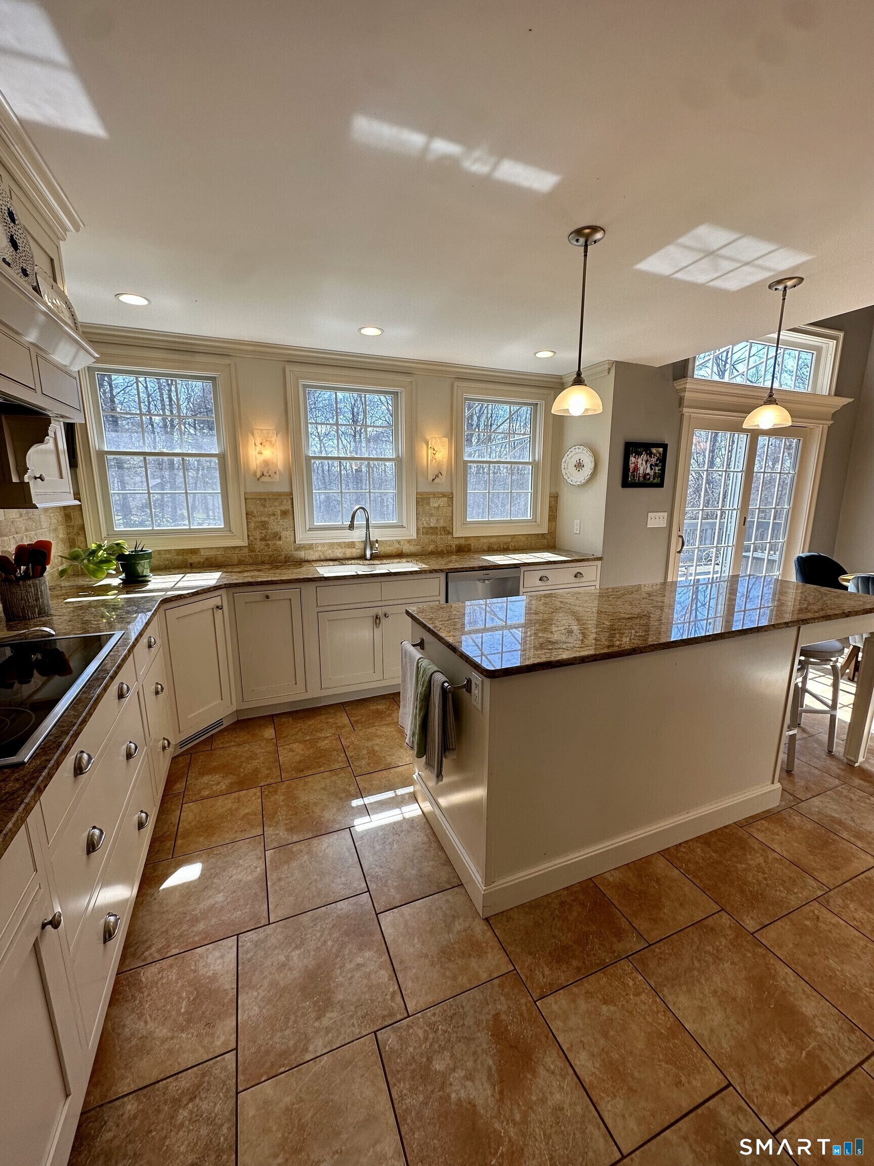 11 Van Campen Lane Bethel CT 06801