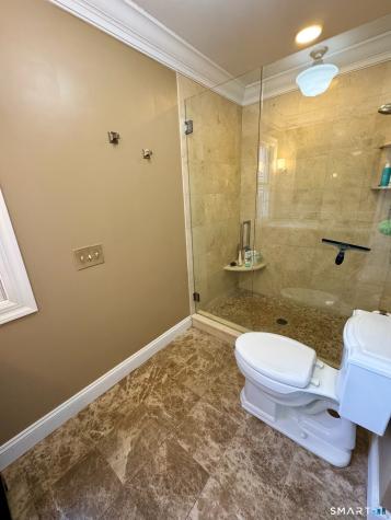 11 Van Campen Lane Bethel CT 06801