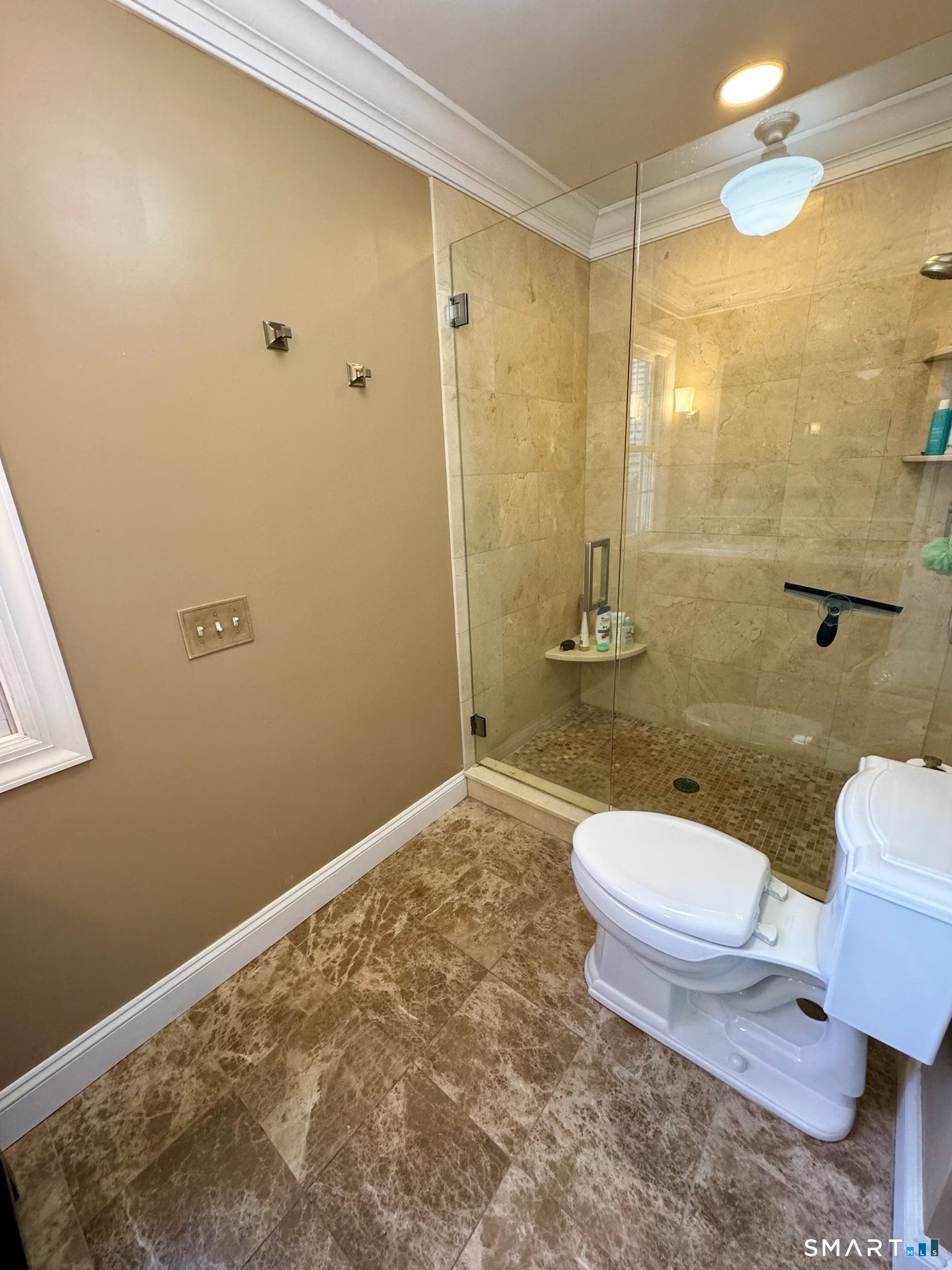 11 Van Campen Lane Bethel CT 06801