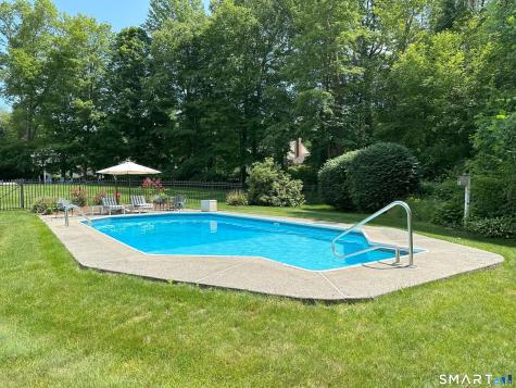11 Van Campen Lane Bethel CT 06801