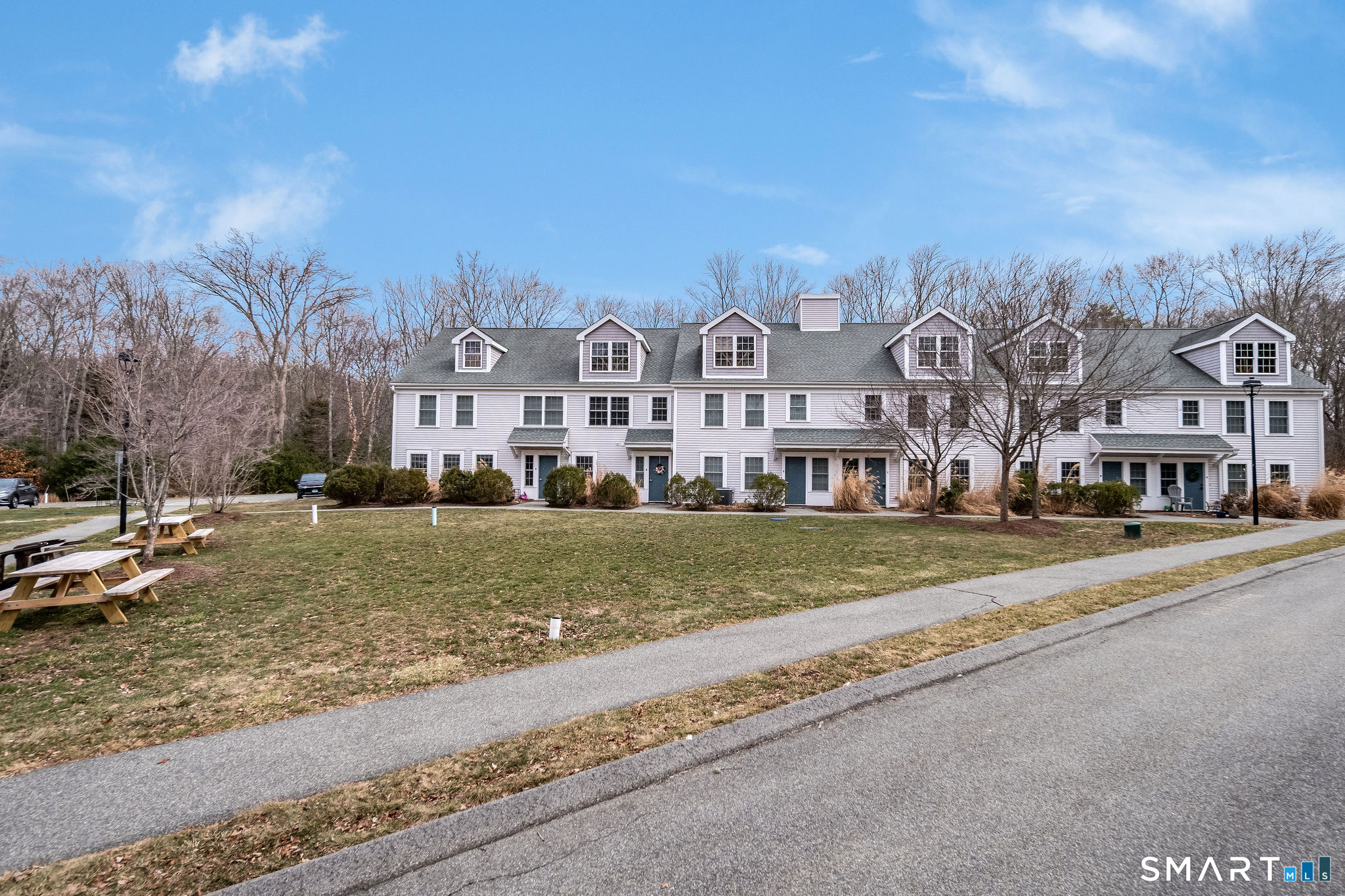 77 Lyme Street Old Lyme CT 06371