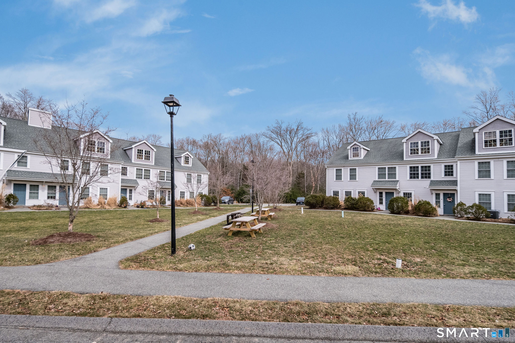 77 Lyme Street Old Lyme CT 06371