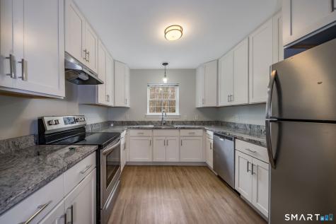 77 Lyme Street Old Lyme CT 06371