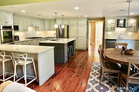 13 Fox Hill Lane Darien CT 06820