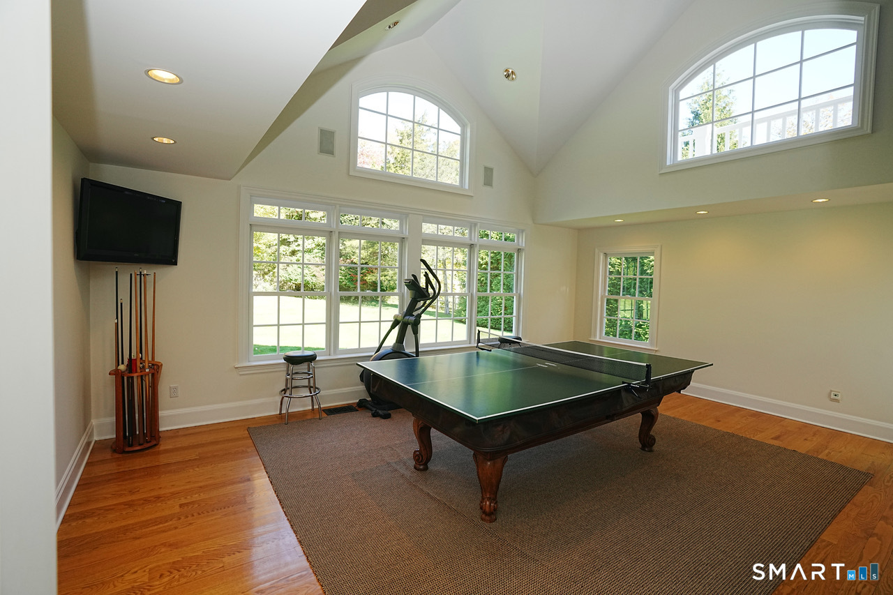 13 Fox Hill Lane Darien CT 06820
