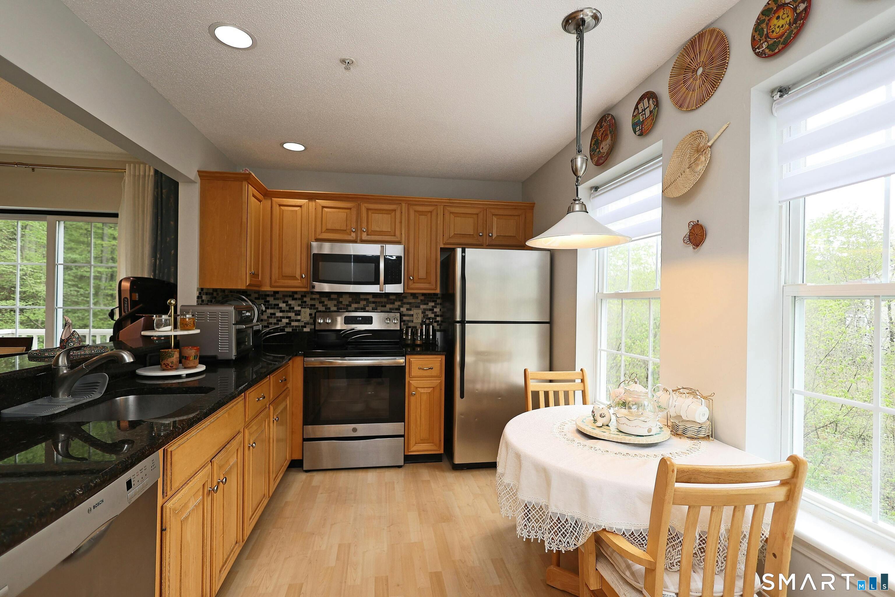 633 Danbury Road Ridgefield CT 06877
