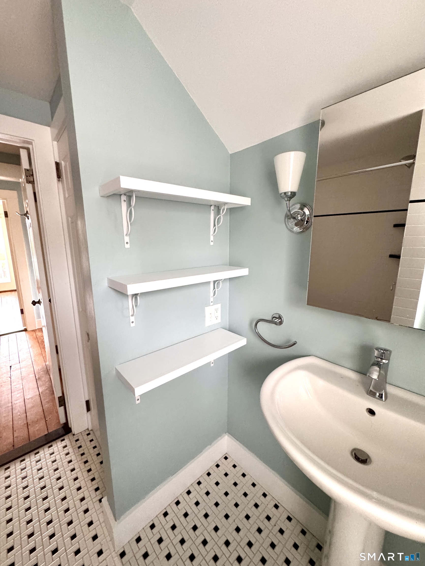 21 Diving Street Stonington CT 06378