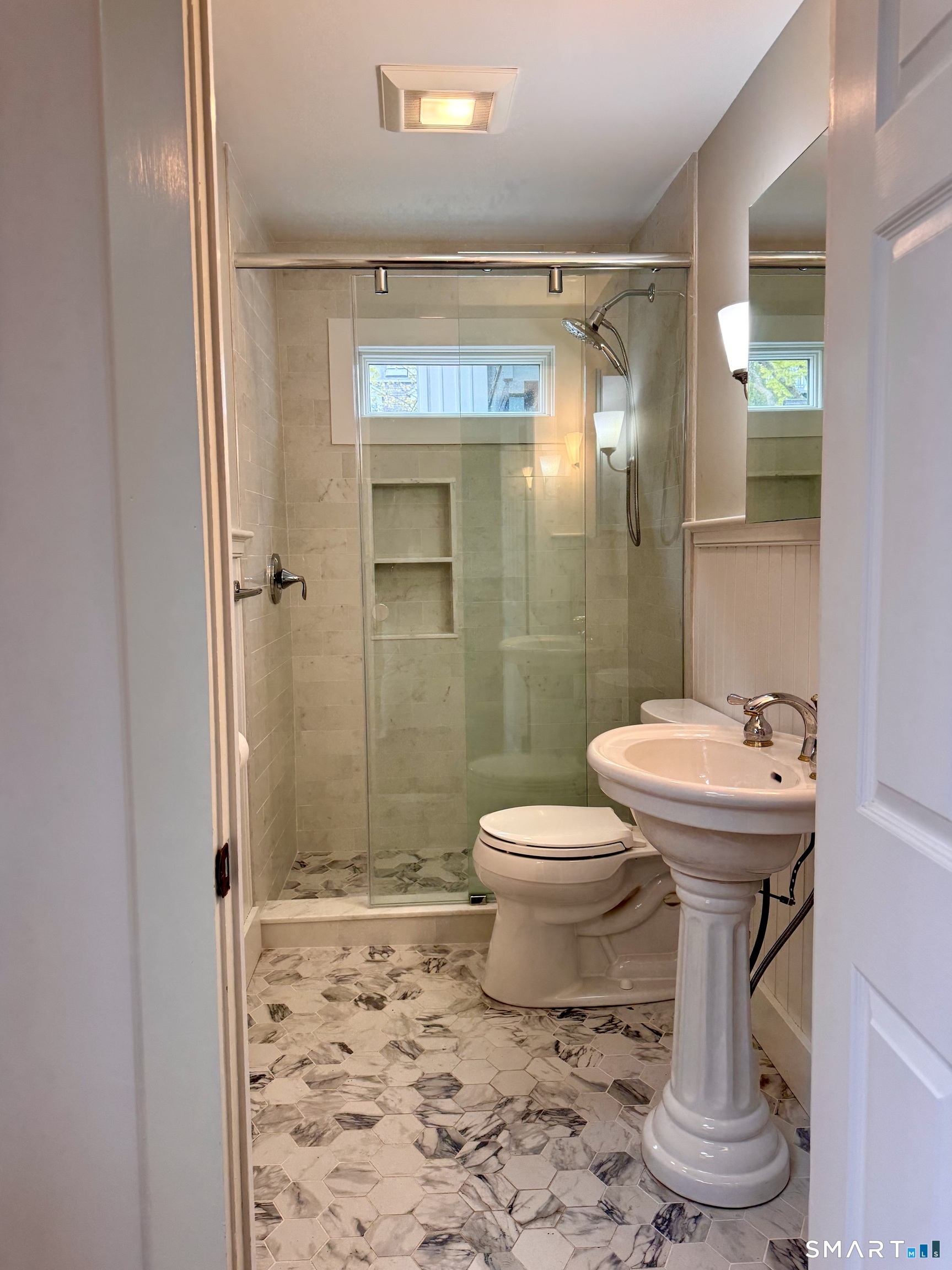 21 Diving Street Stonington CT 06378