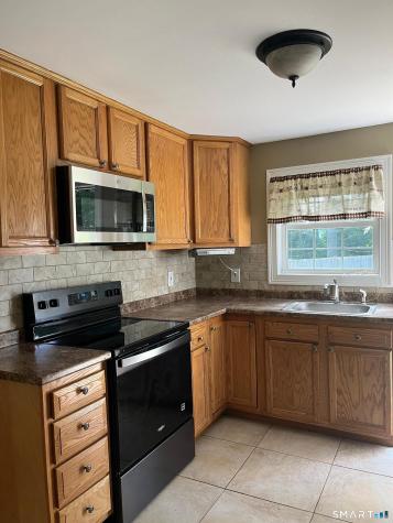 14 Forest Drive Wethersfield CT 06109
