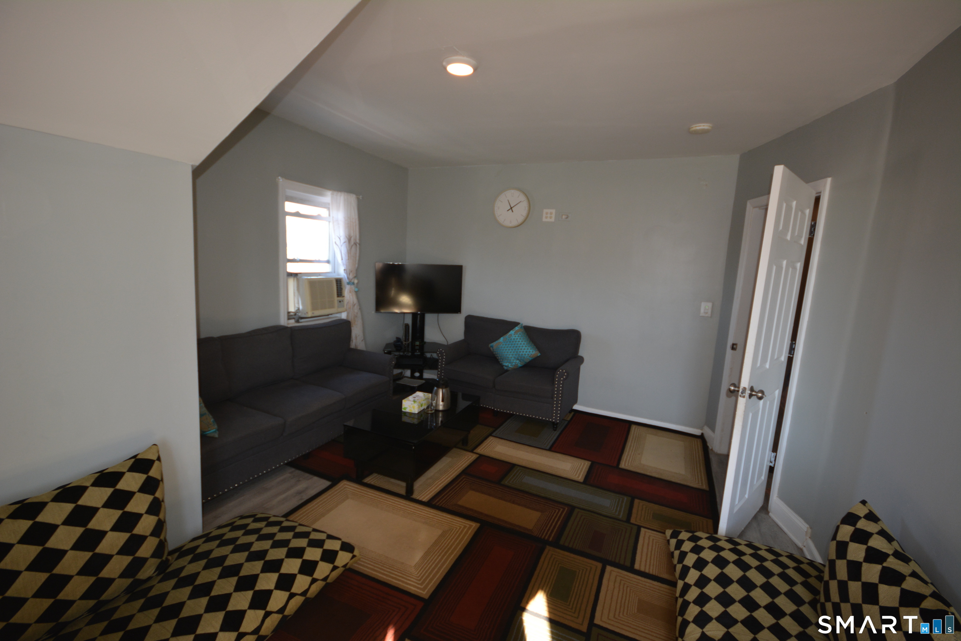1176 Fairfield Avenue Bridgeport CT 06605