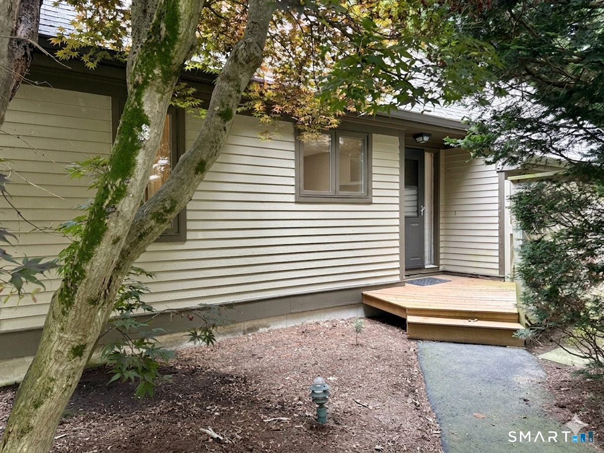 4 Copper Hill Drive Guilford CT 06437