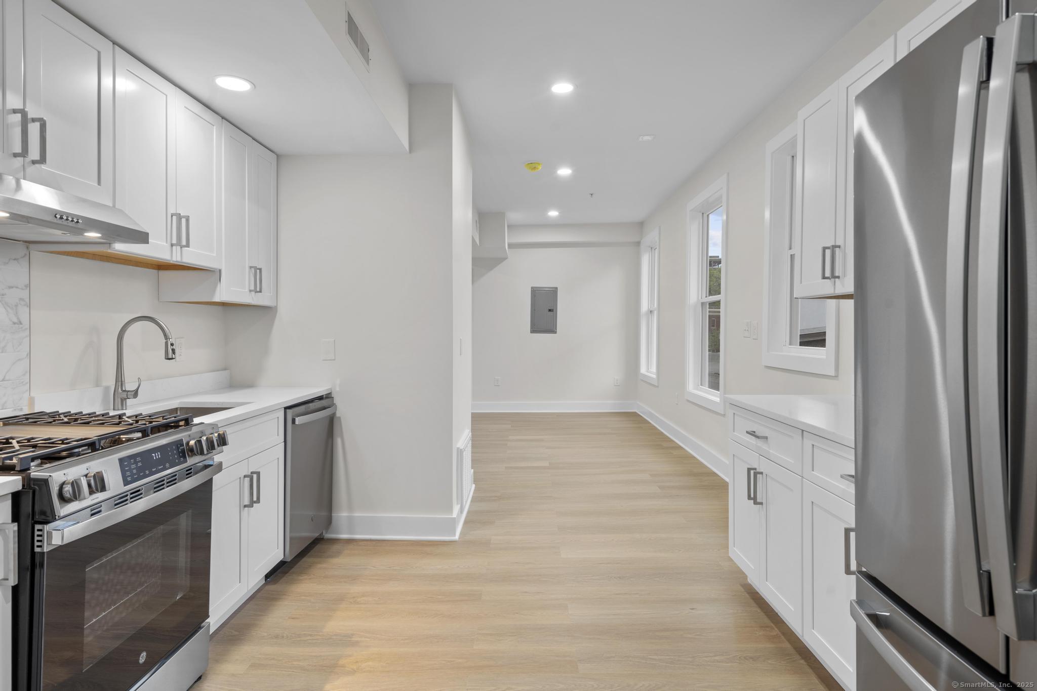 1546 Chapel Street New Haven CT 06511