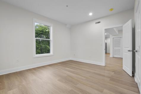 1546 Chapel Street New Haven CT 06511