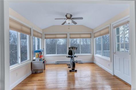 218 Woodlawn Drive Seymour CT 06483