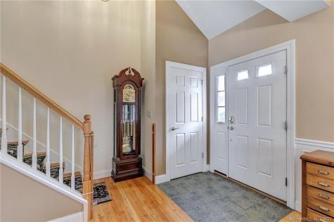 218 Woodlawn Drive Seymour CT 06483