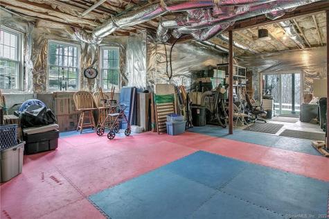 218 Woodlawn Drive Seymour CT 06483