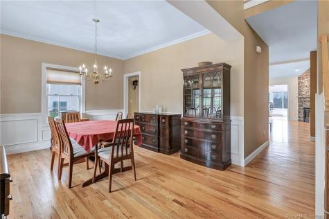 218 Woodlawn Drive Seymour CT 06483