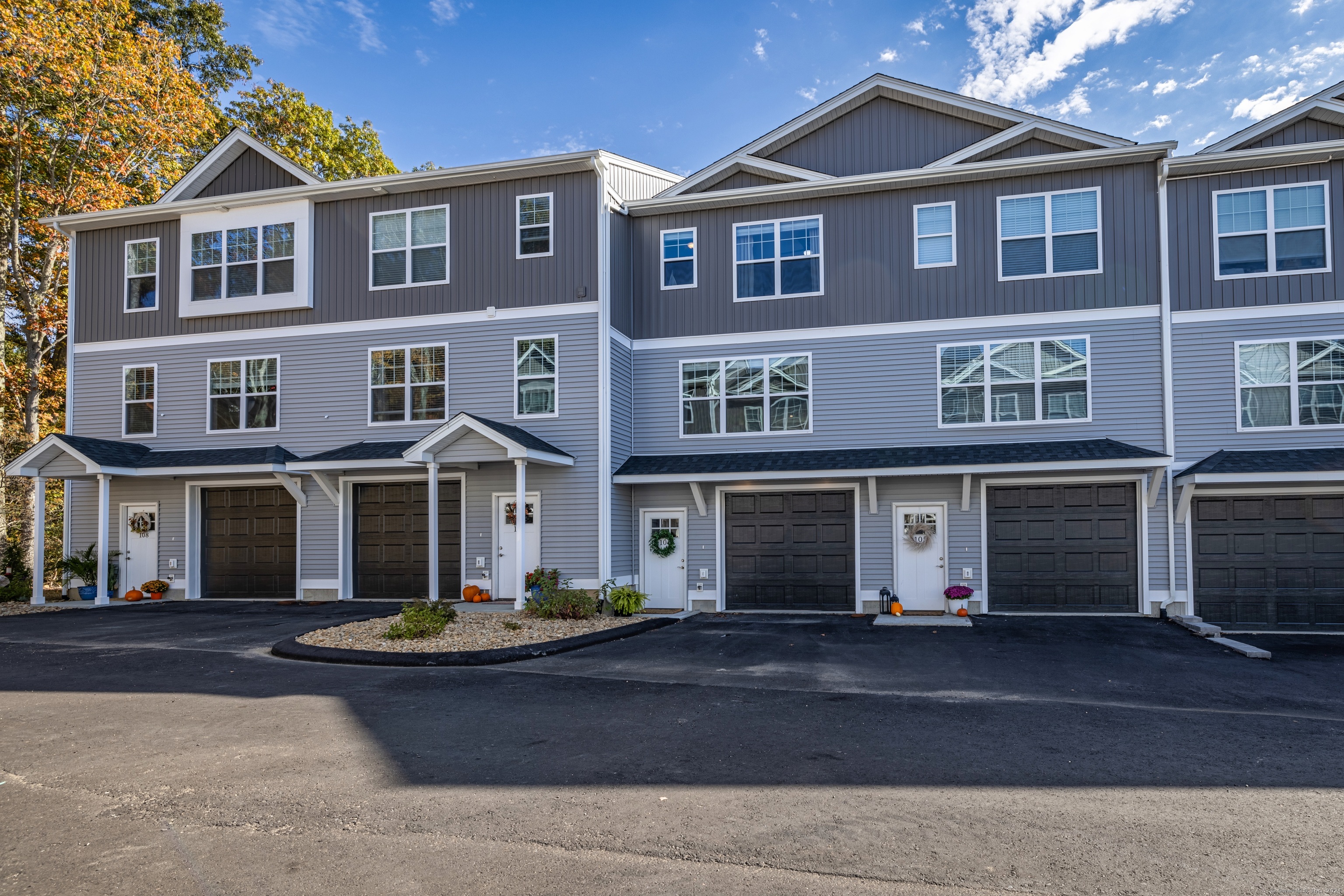 94 North Bridebrook Road East Lyme CT 06357