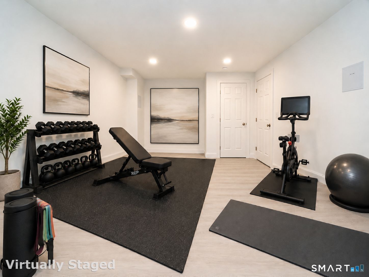 1154 Poquonnock Road Groton CT 06340
