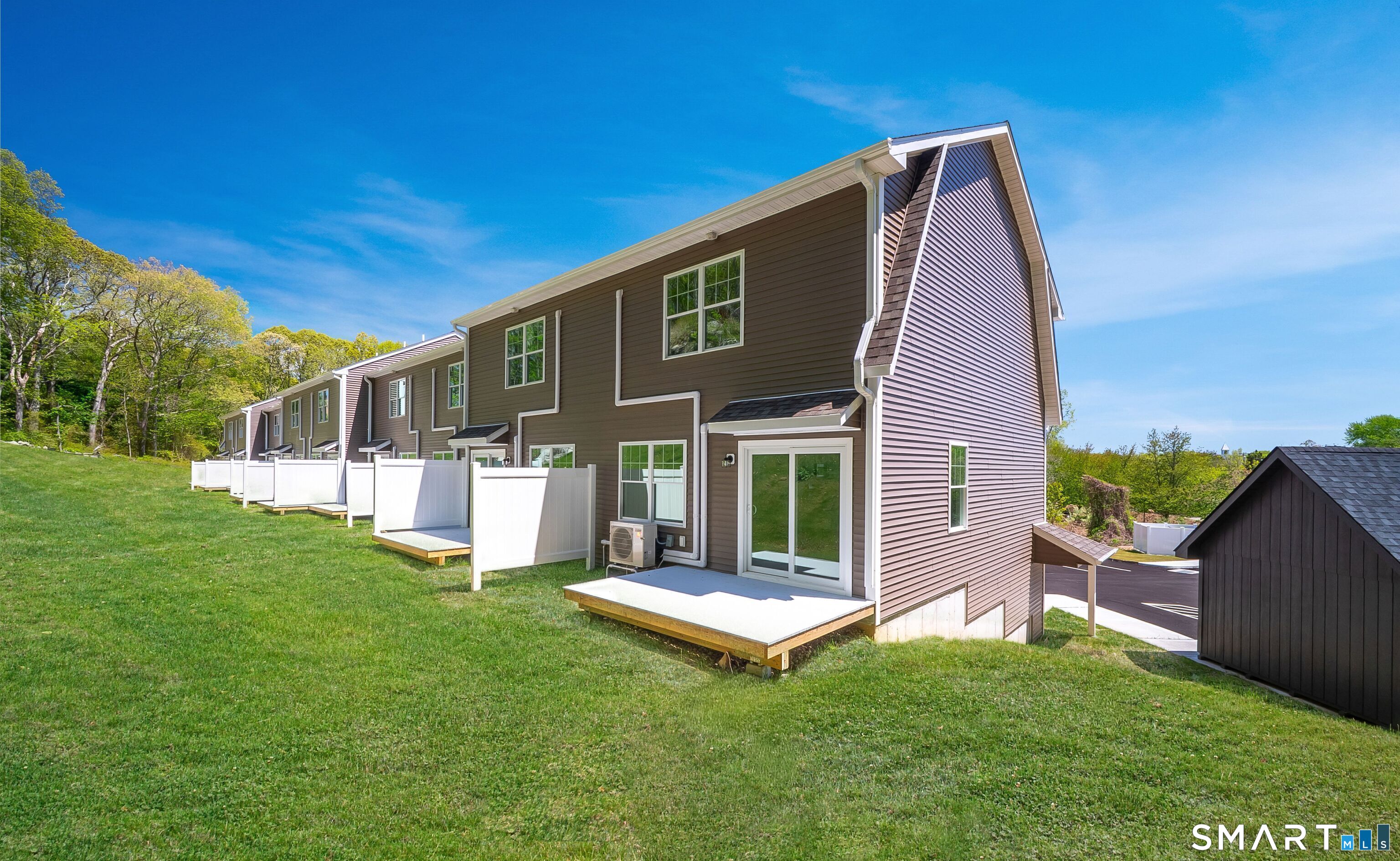 1154 Poquonnock Road Groton CT 06340