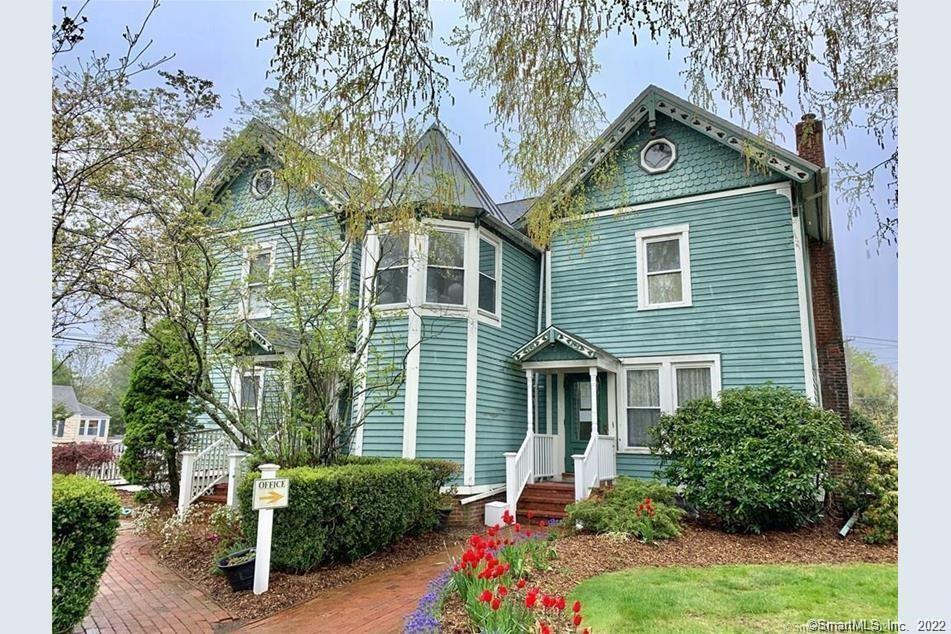 185 Maple Avenue North Haven CT 06473