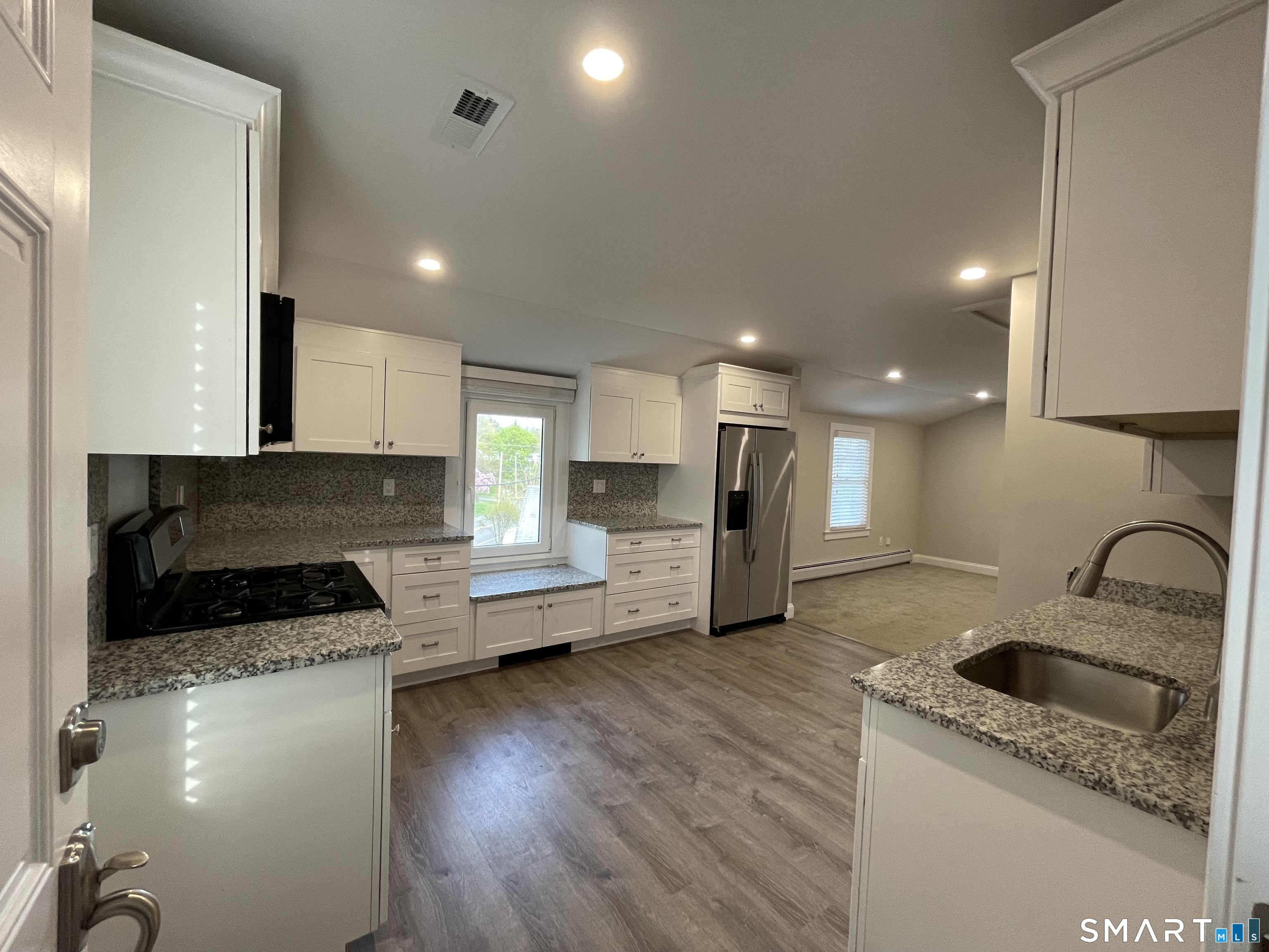 31 Ledge Avenue New Canaan CT 06840