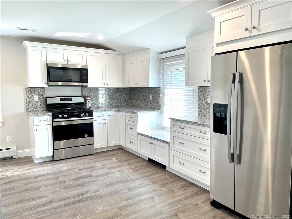 31 Ledge Avenue New Canaan CT 06840