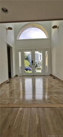 103 Silver Creek Lane Norwalk CT 06850