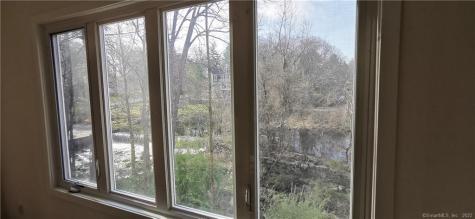 103 Silver Creek Lane Norwalk CT 06850