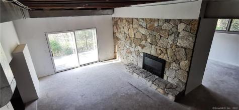 103 Silver Creek Lane Norwalk CT 06850