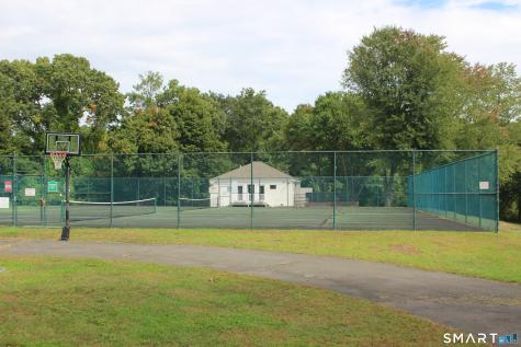 110 Wellington Drive Farmington CT 06032