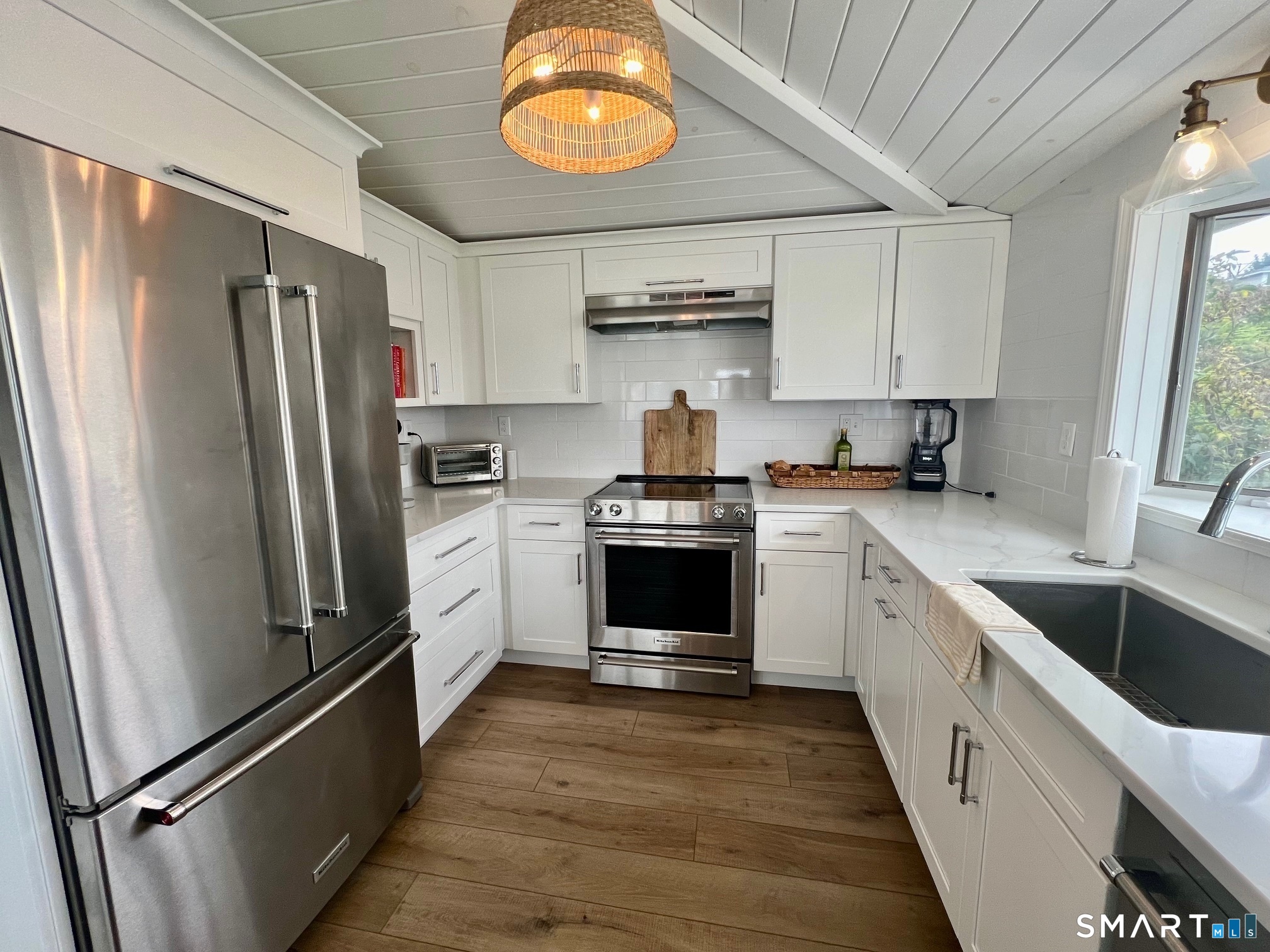 672 Mulberry Point Road Guilford CT 06437