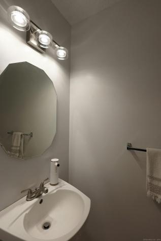 633 Danbury Road Ridgefield CT 06877