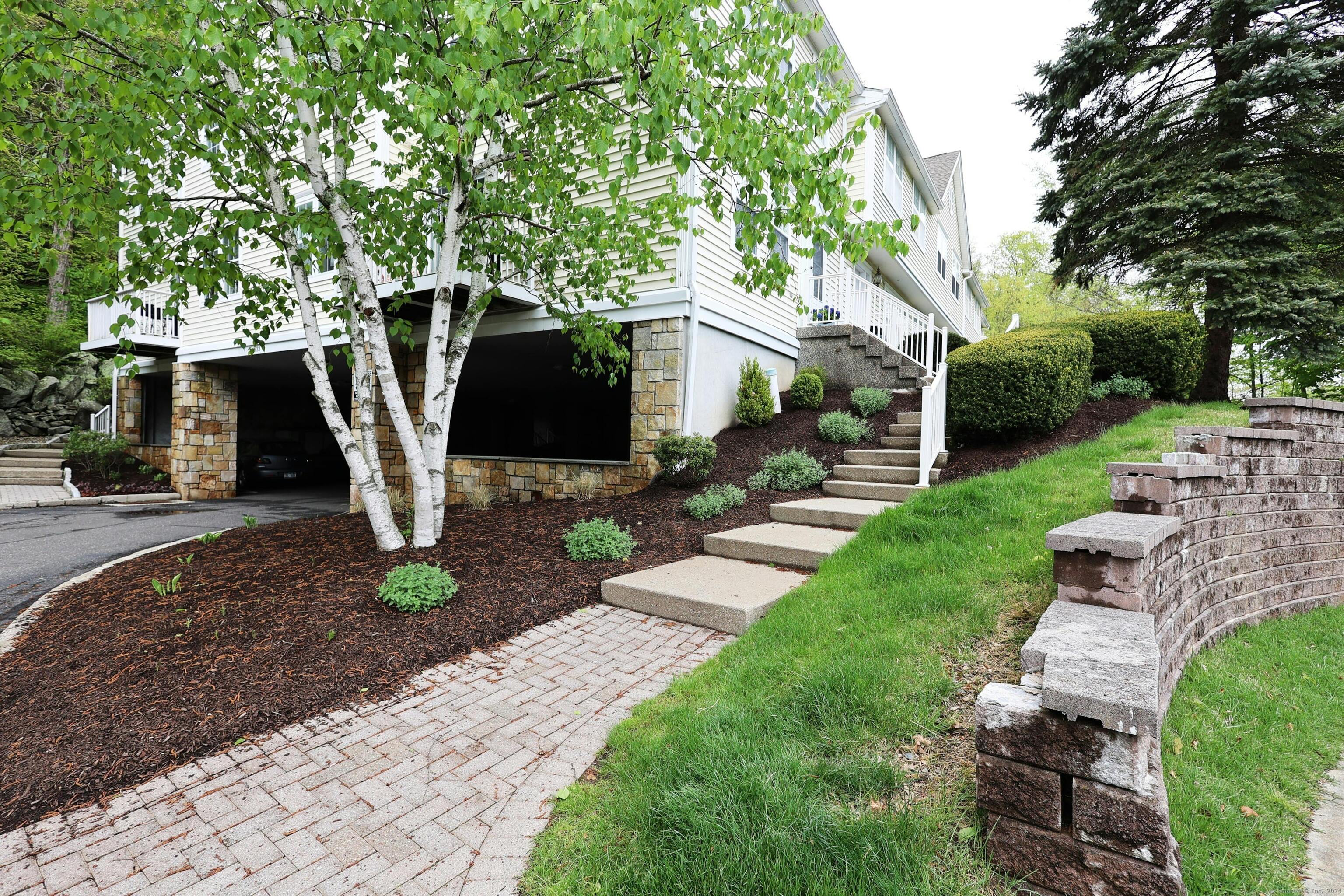 633 Danbury Road Ridgefield CT 06877