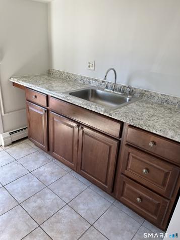 657 Naugatuck Avenue Milford CT 06461