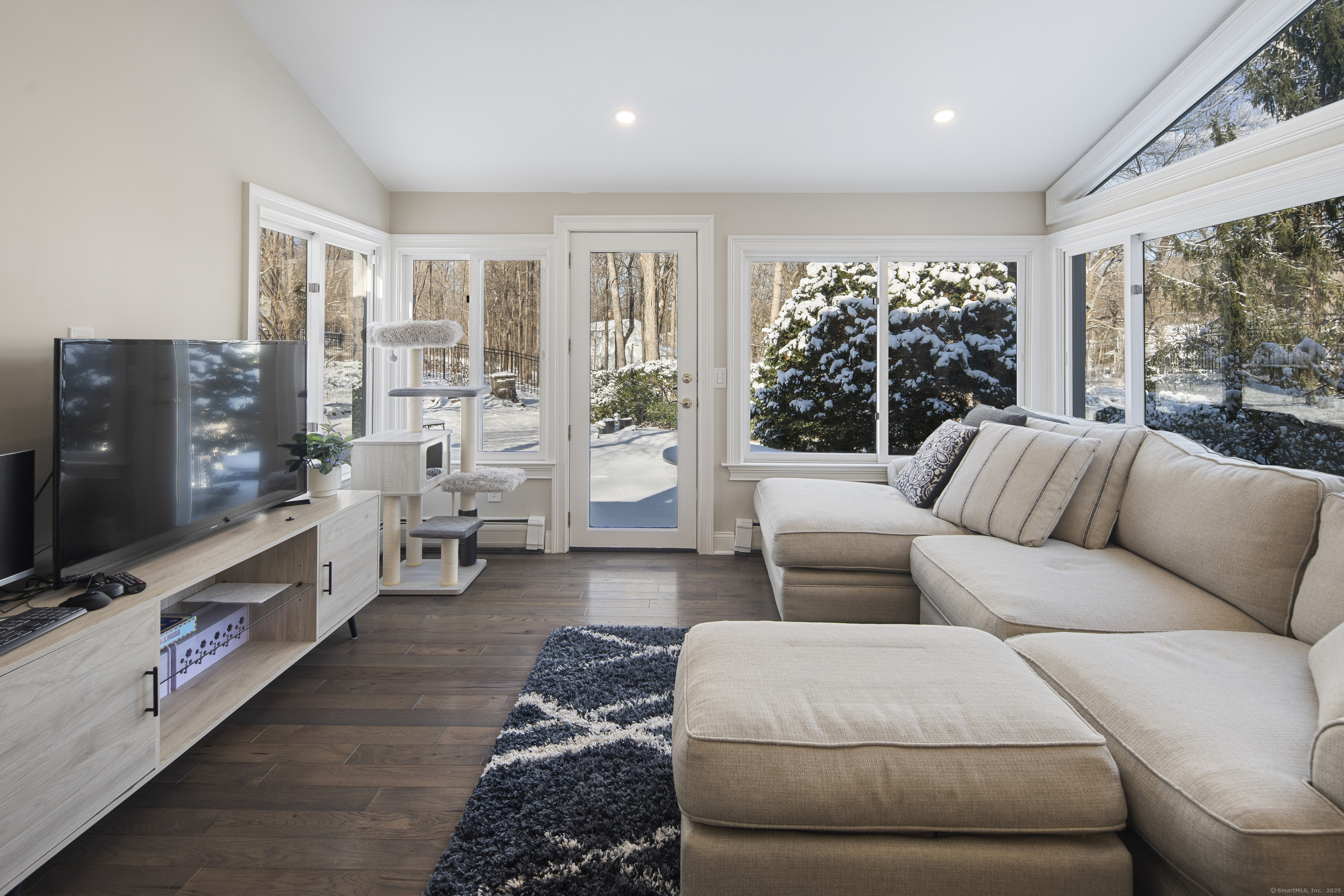 64 White Oak Shade Road New Canaan CT 06840