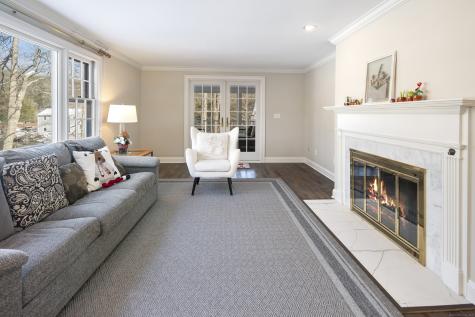 64 White Oak Shade Road New Canaan CT 06840