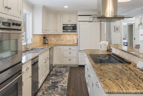 64 White Oak Shade Road New Canaan CT 06840