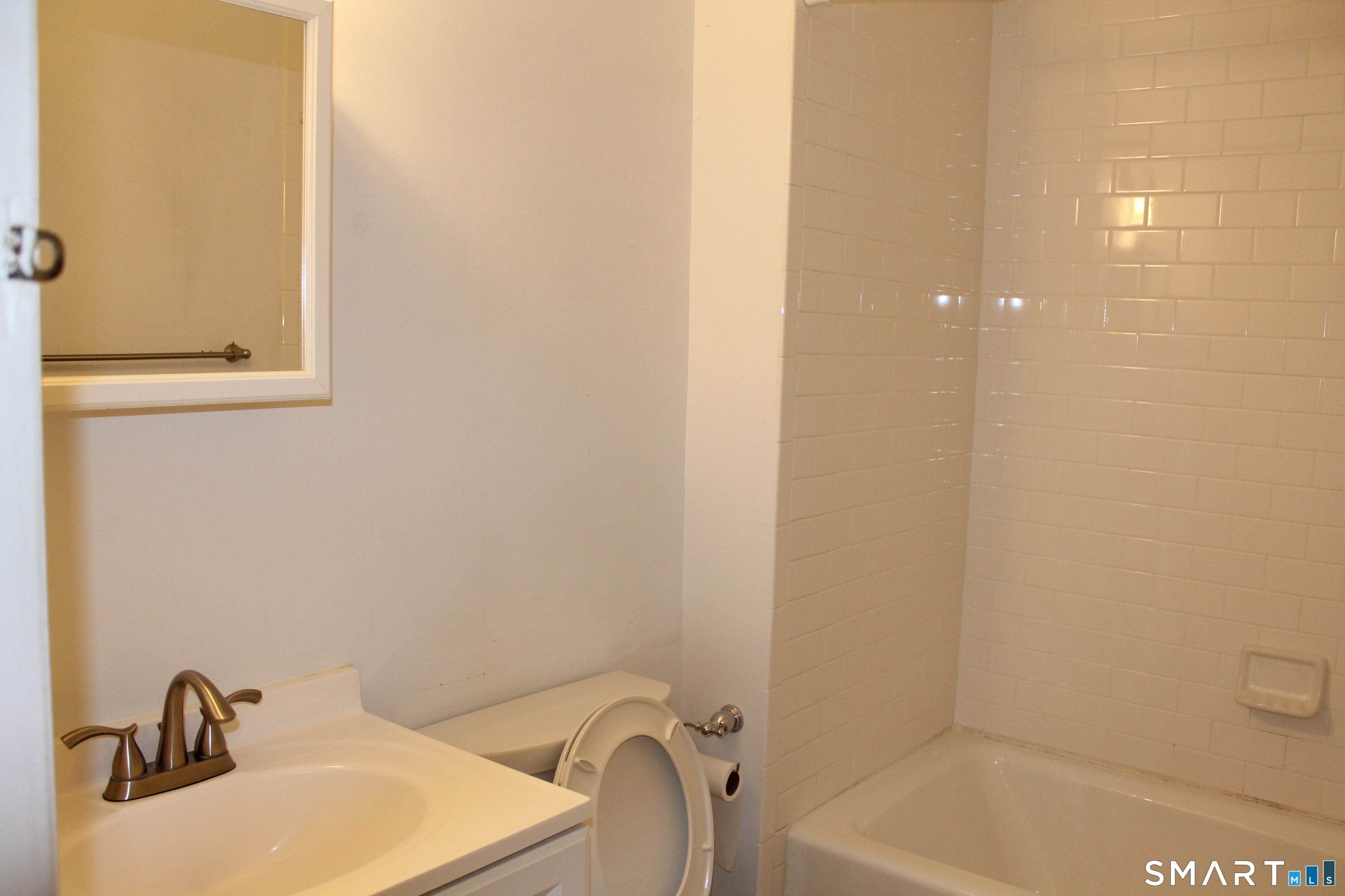 45 West Main Street Groton CT 06355