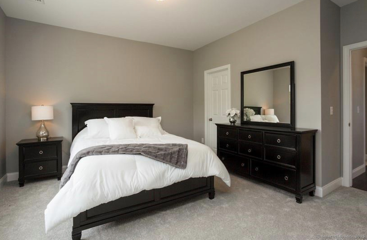 35 Ringgold Street West Hartford CT 06119