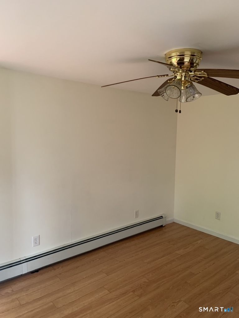 87-A Elderkin Avenue Groton CT 06340