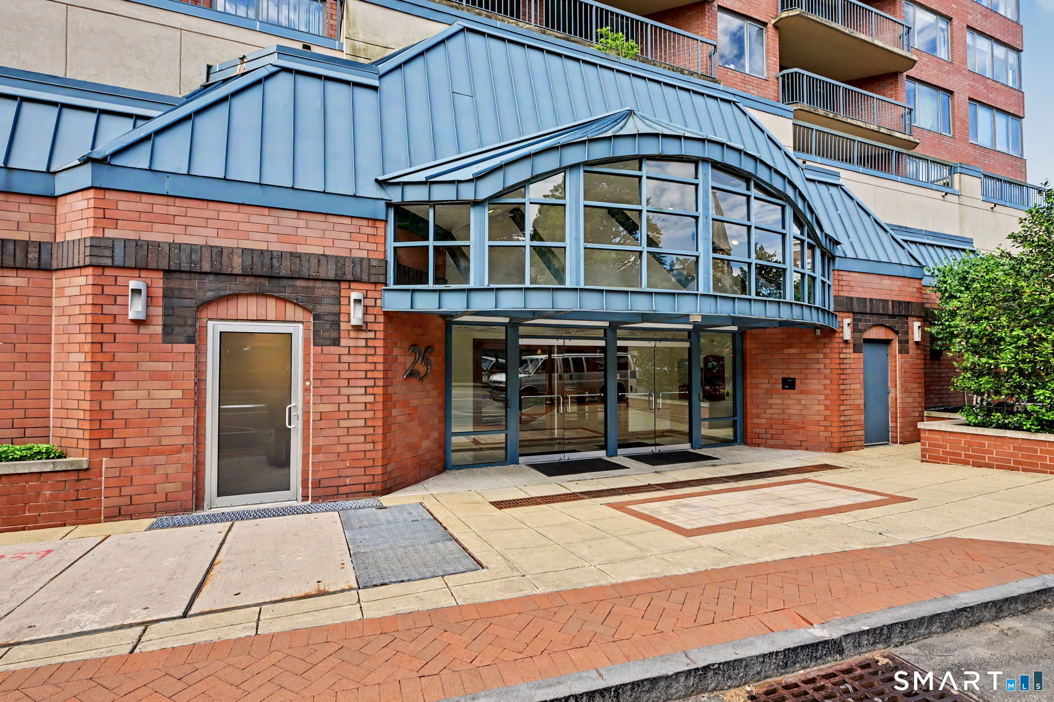 25 Forest Street Stamford CT 06901