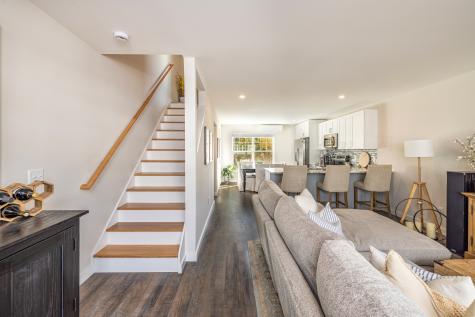 94 North Bridebrook Road East Lyme CT 06357