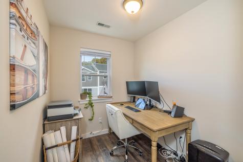 94 North Bridebrook Road East Lyme CT 06357