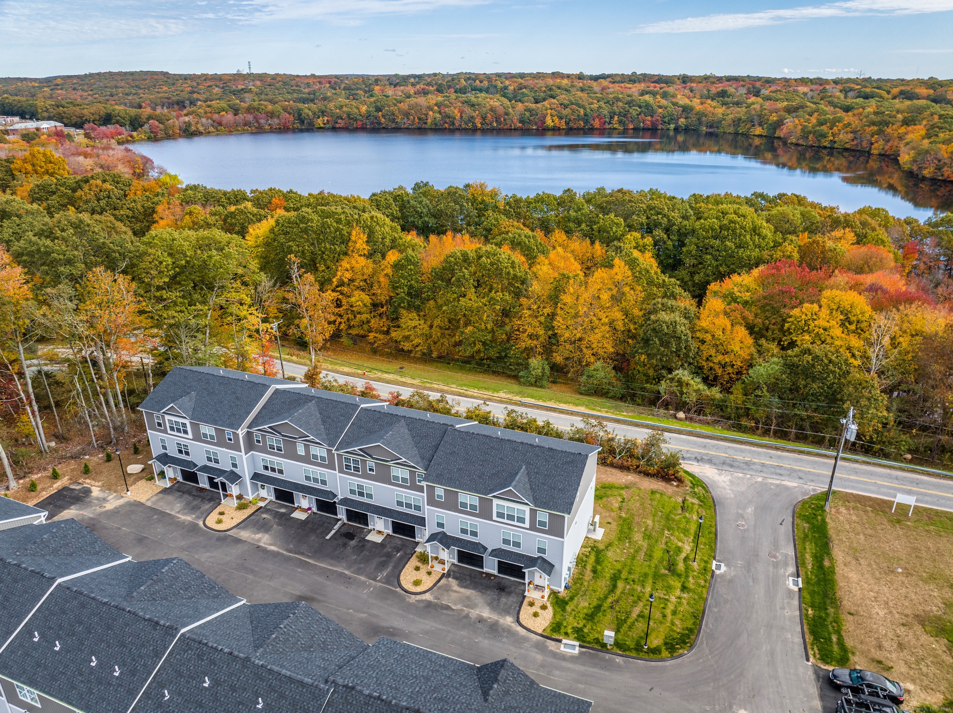 94 North Bridebrook Road East Lyme CT 06357