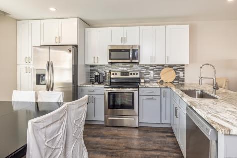 94 North Bridebrook Road East Lyme CT 06357